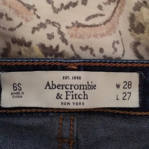 Abercrombie and Fitch jeans - Picture 2 of 4